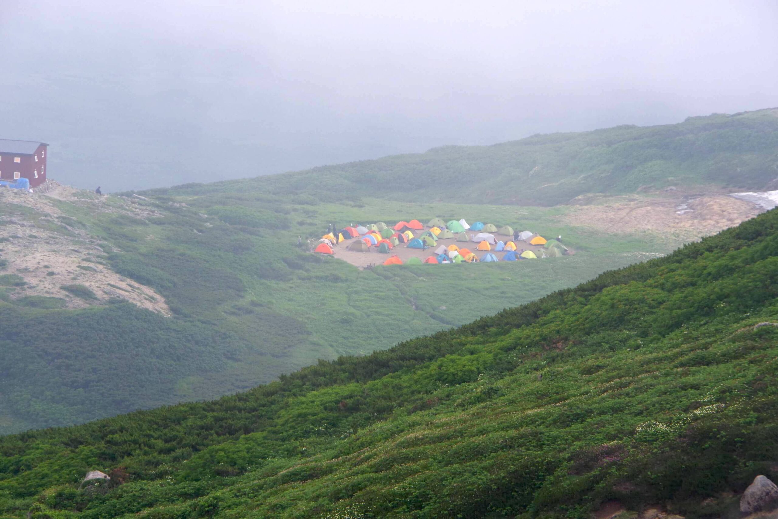 白雲岳のテント場